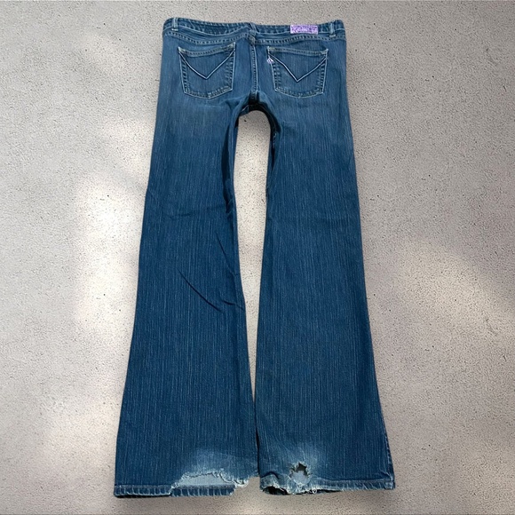 Volcom Mid Rise Bootcut Jeans - Picture 1 of 8